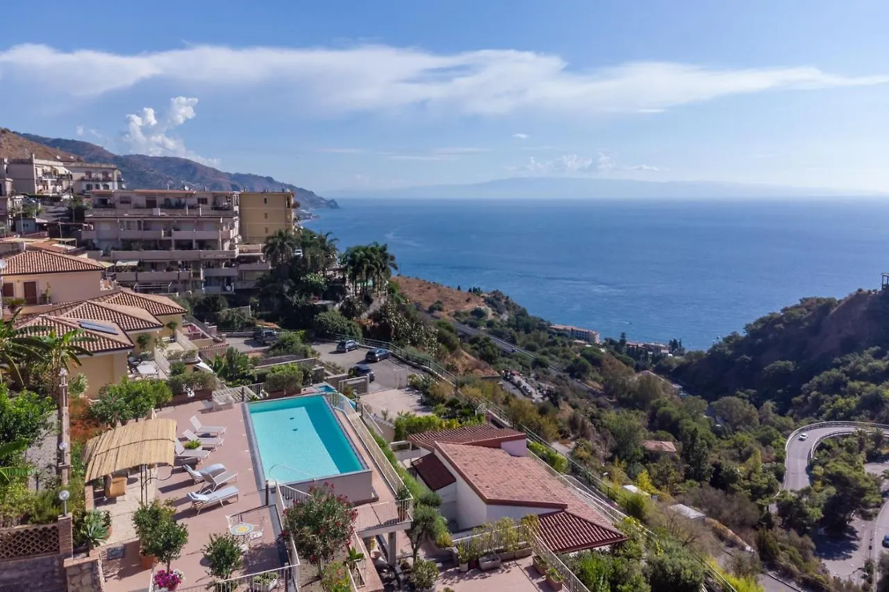 Taormina Skyline Villa 0*,